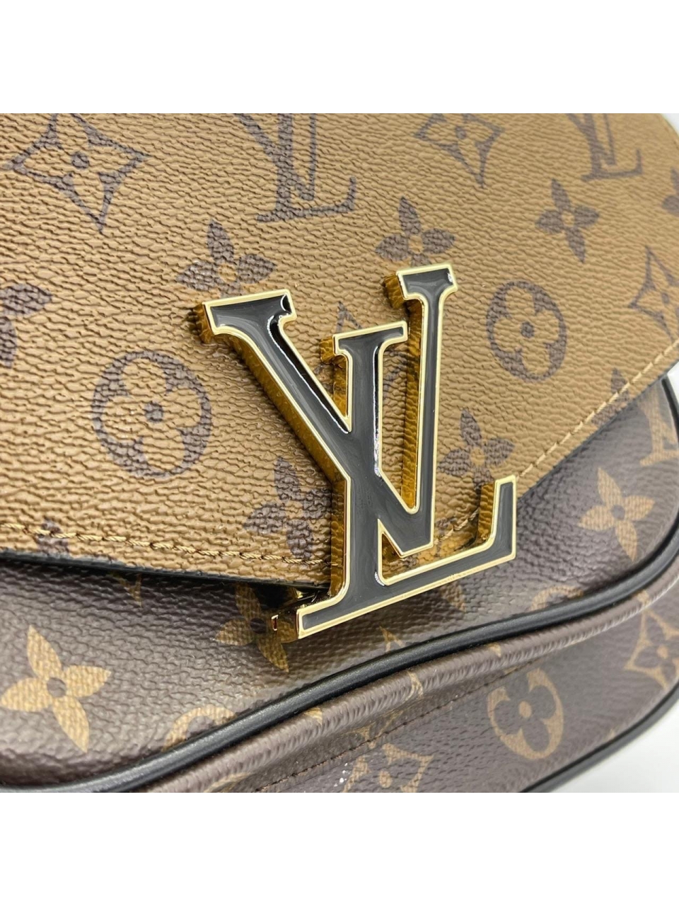 Сумка Louis Vuitton